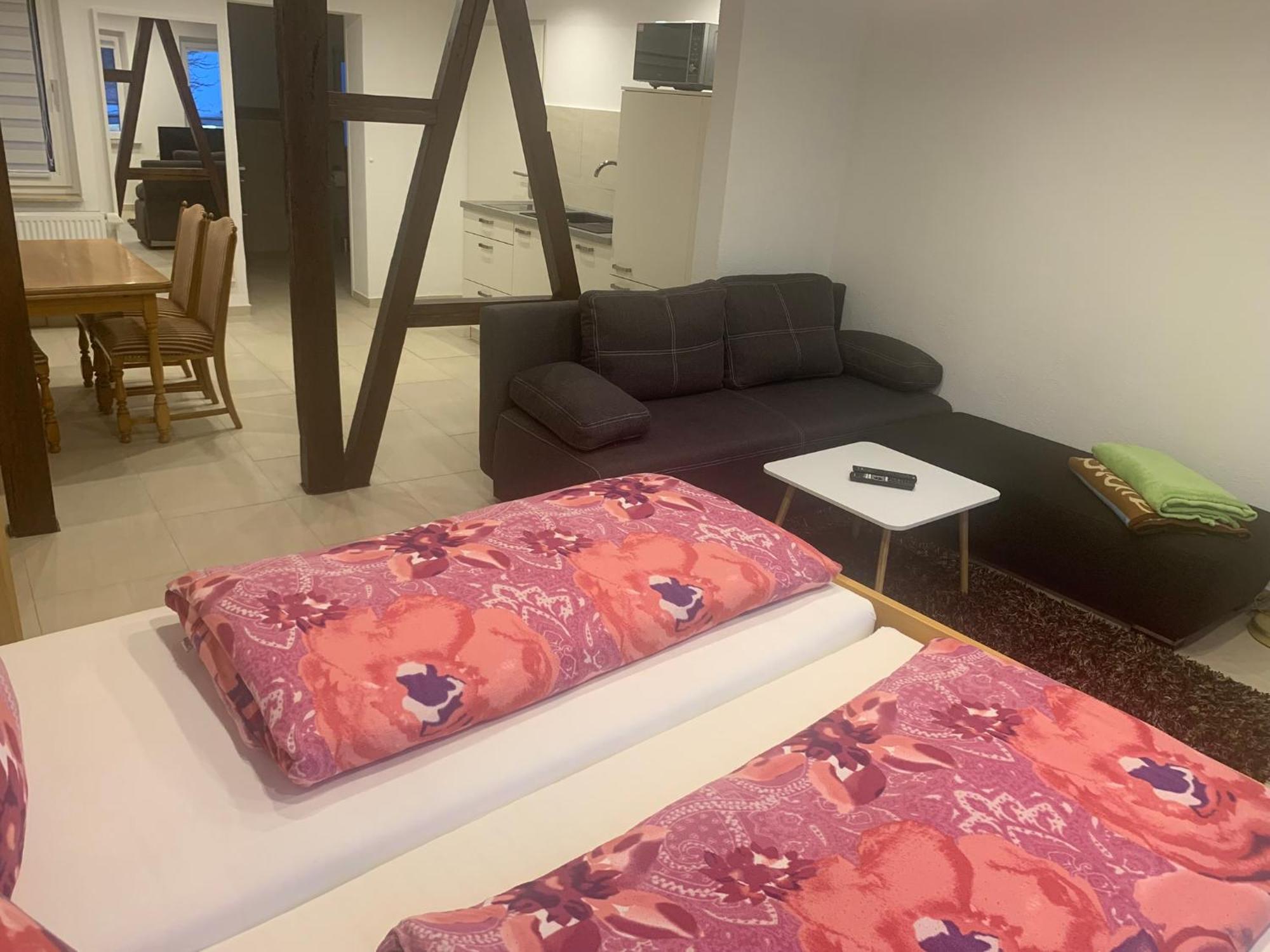 Boardinghouse Schnaitheim - Apartment Heidenheim an der Brenz Buitenkant foto